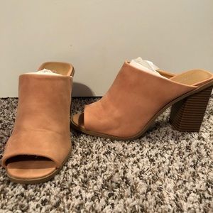 Qupid Slip On Wedges SZ 7.5